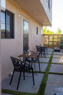 Villa on the Rocks Fast Wi-Fi 5 mins to beach AC & 55 TV in all rooms - 2