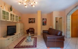 Nice Home In Potenza Picena - Potenza Picena - 1