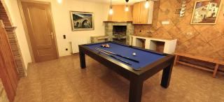 Catalunya Casas Pool, garden and games room near Barcelona! - 9