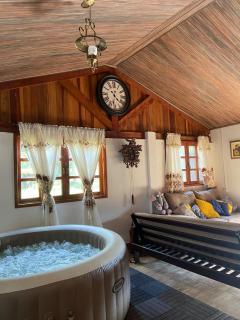 Cabana com Jacuzzi em Guararema - 0