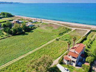 Beachfront Villa JustRelax with private pool by DadoVillas - Acharavi - 2