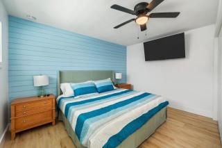 Beachfront Stay with Pool Access Bluefish 1 - 9