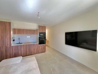 LE TRAVOLTA avec merveilleuse terrasse, chic et lumineux à deux pas du centre-ville - 3