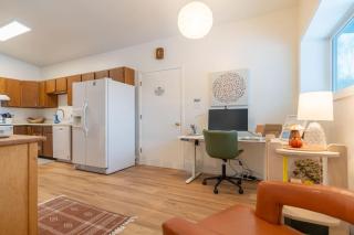 The Upper Downtown Suite 2 - Fairbanks - 8