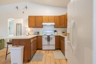 The Upper Downtown Suite 2 - 7