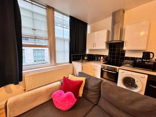 Lux Holborn Suite - 3
