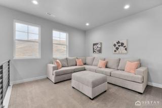 Mountain Hideout - 6