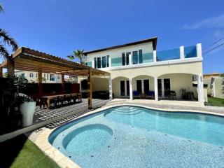 Private 7 BR Villa and Pool near Palm Beach - Palm-Eagle Beach - 0