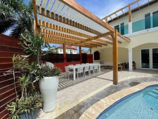 Private 7 BR Villa and Pool near Palm Beach - Palm-Eagle Beach - 6