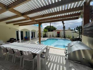 Private 7 BR Villa and Pool near Palm Beach - Palm-Eagle Beach - 1