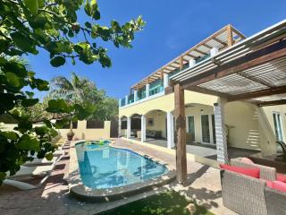 Best 7BR Villa with private pool at perfect spot - Palm-Eagle Beach - 0
