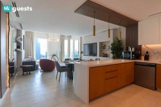 HiGuests - Beachside Oasis Stylish 2BR Apartment in La Vie - Dubai - 4