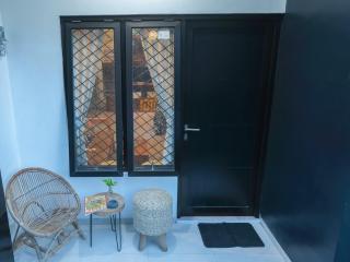 Rumahkedua Guesthouse & BBQ Roofotop - Yogyakarta - 2