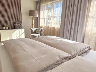 "SONNTAGSGLÜCK" - Premium Apartments Seekirchen, ruhiges Feriendomizil im Grünen, gemeinsamer Poolarea - 1