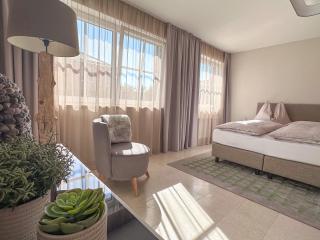 "SONNTAGSGLÜCK" - Premium Apartments Seekirchen, ruhiges Feriendomizil im Grünen, gemeinsamer Poolarea - 3