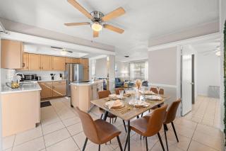 Stuart Lakefront Home With Pool near Dwnt and Beaches - 6