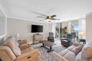 Pelican Walk 301 - 7