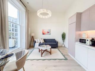 Stylish Apartment in Prime Central London - London - 9