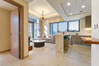 Chic 1 Bed Oasis in Azizi Riviera - Dubai - 3