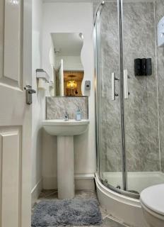 Luxury Studio Apartment Birmingham - Birmingham - 3