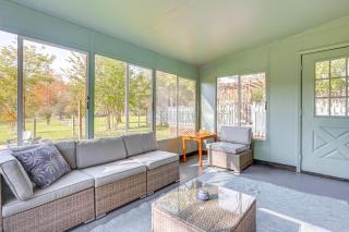 Sand Lake Retreat Canal Access and Large Yard! - Tipton - 9