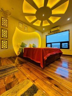 Dream Luxury Houseboat Awaits ! - Alappuzha - 3