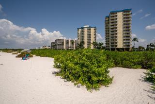 Gulf View Paradise: Beachfront, Pool - Fort Myers Beach - 3