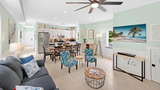 Duke of Catherine by Last Key Realty - 7