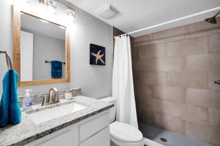 Summer Spot! Charming Beach Escape Lanai & Grill - 1