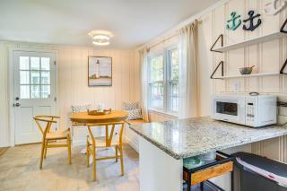 Bike to Private Beach Cape Cod Escape with Sunroom - East Falmouth - 1