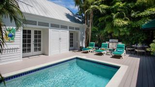 Elegant Escape by Last Key Realty - 3