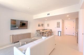 Stunning Downtown Apartment - Miami - 9