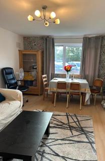 Lovely apartment in barking - Barking - 0