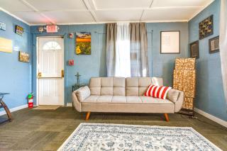 4 Mi to Dtwn Little Rock Studio with Porch - North Little Rock - 4