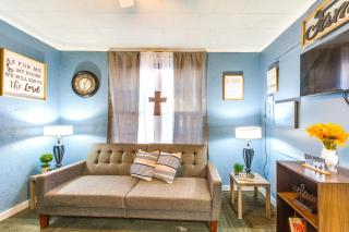 Centrally Located North Little Rock Studio with Yard - North Little Rock - 5