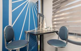 Beautiful Apartment In Makarska - Makarska - 6