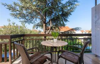 Awesome Apartment In Makarska With Wifi - Makarska - 9