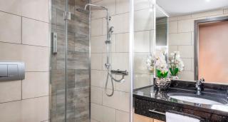 PLAZA Premium Parkhotel Norderstedt - 9