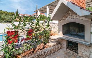 Three-Bedroom Holiday Home In Sutivan - Sutivan - 5