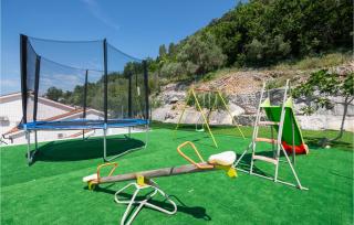 Four-Bedroom Holiday Home In Veliki Prolog - Veliki Prolog - 2