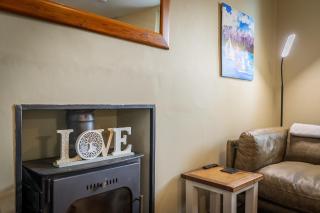 Fountain Cross Cottage - 4