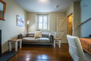 Fountain Cross Cottage - 2