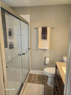 Le Bleu - Hendersonville - 4