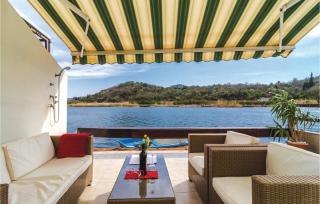 Two-Bedroom Holiday Home In Opuzen - 0