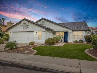 Val Vista Oasis- Gorgeous Gilbert Home with Pool - Gilbert - 7