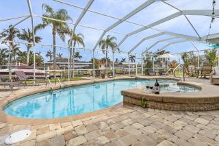 Boating & Fishing Enthusiasts, Heated Pool and Spa, Bicycles - Latitude Adjustment - Roelens - Cape Coral - 7