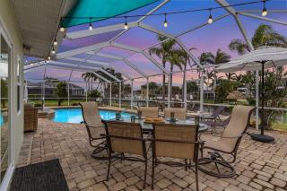 Boating & Fishing Enthusiasts, Heated Pool and Spa, Bicycles - Latitude Adjustment - Roelens - Cape Coral - 4