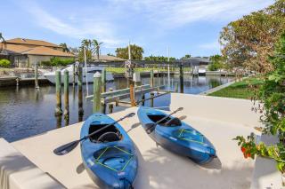 Experience Luxury- Gulf Access, Stunning Canal Views, Heated Pool- Villa Avalon - Roelens - Cape Coral - 7