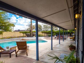Royale Living in the Heart of Phoenix - Glendale - 5