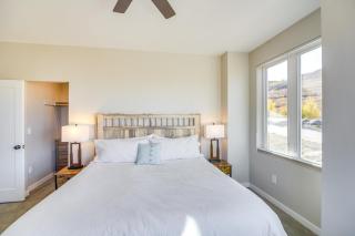 Ski-InandSki-Out Granby Townhouse with Private Hot Tub - 2